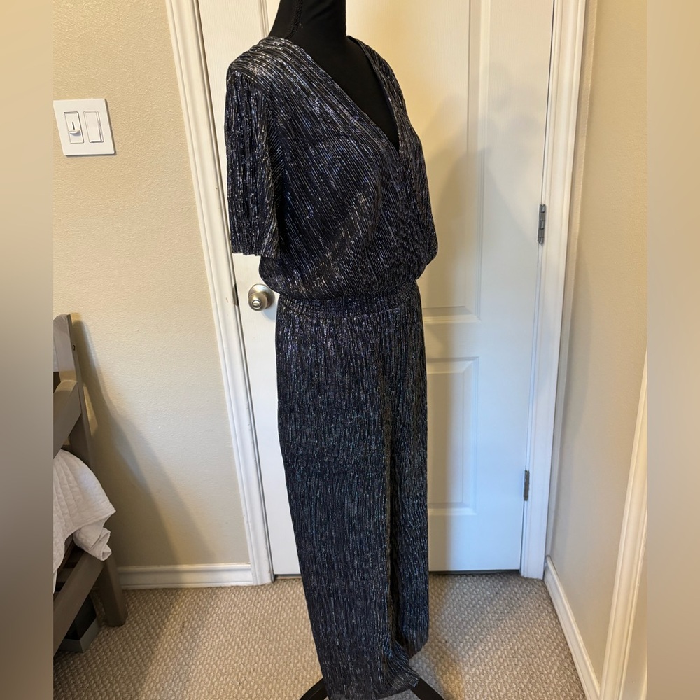 NEW NWT Banana Republic XL Metallic wide leg Jumpsuit V-neck Pants - Picture 5 of 16